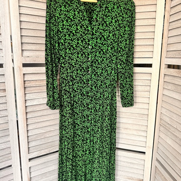 Zara Green Floral Dress - Picture 1 of 4